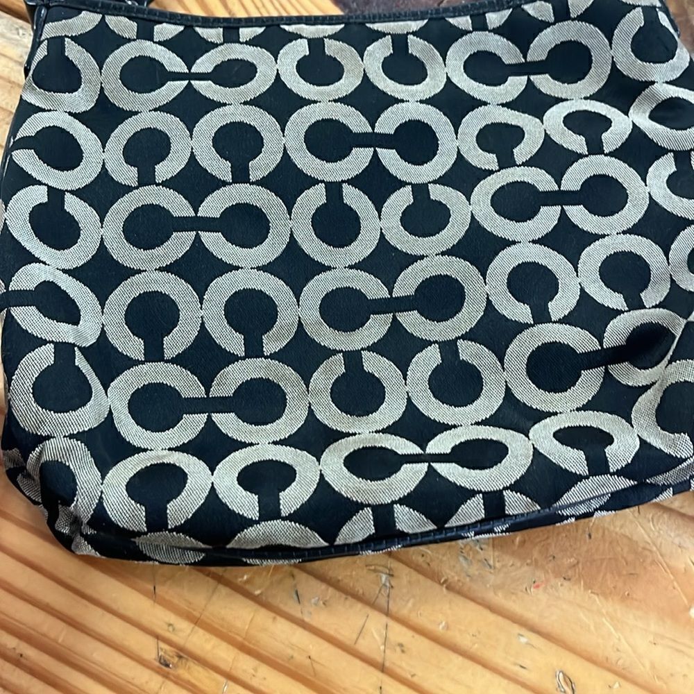 Coach crossbody  - Picture 5 of 6
